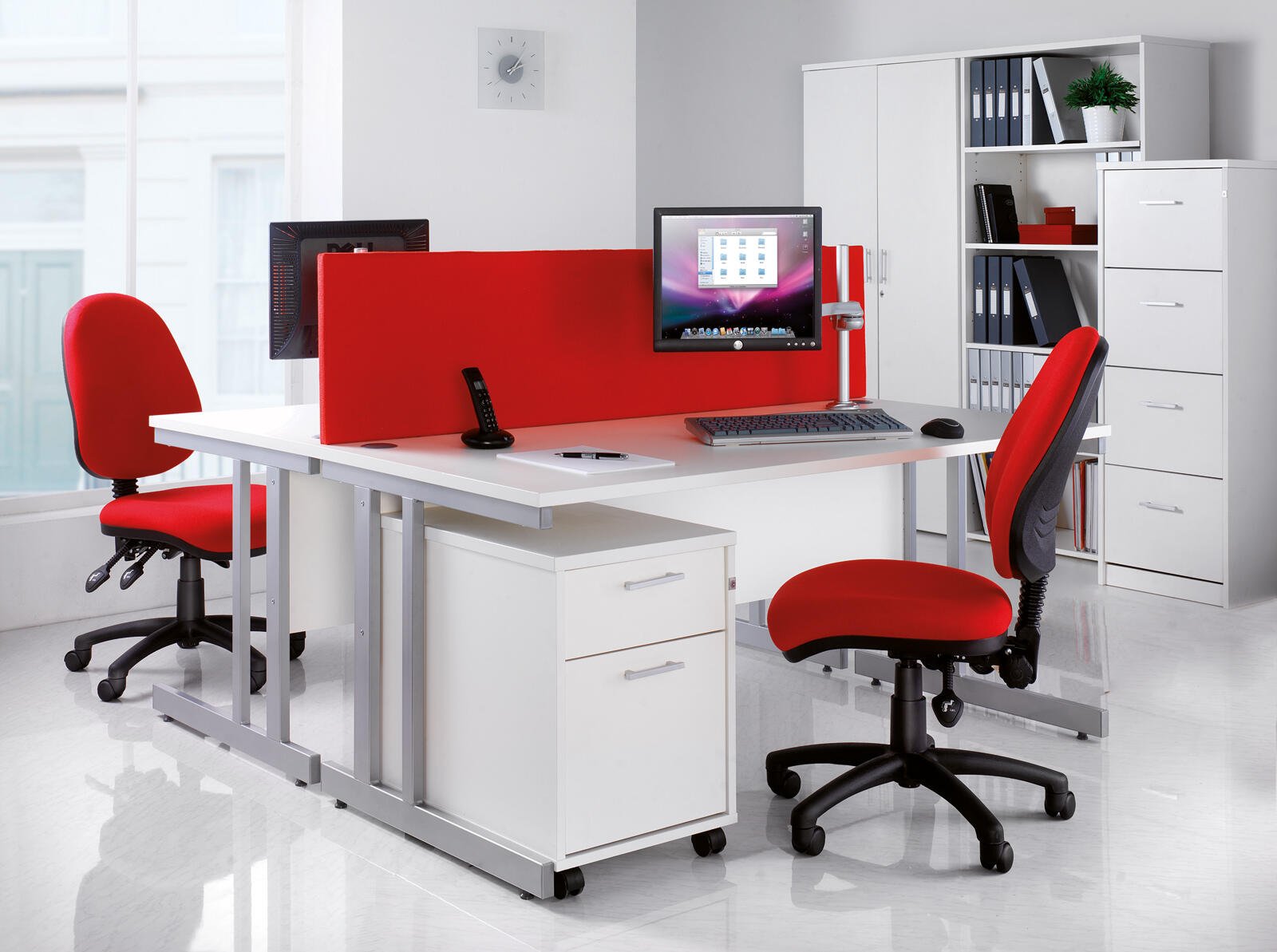Paypal 1800 Number >> Momento Straight Desk with Cantilever Leg 1000 x 800mm Paypal 1800 Number >> Momento Straight Desk with Cantilever Leg 1000 x 800mm